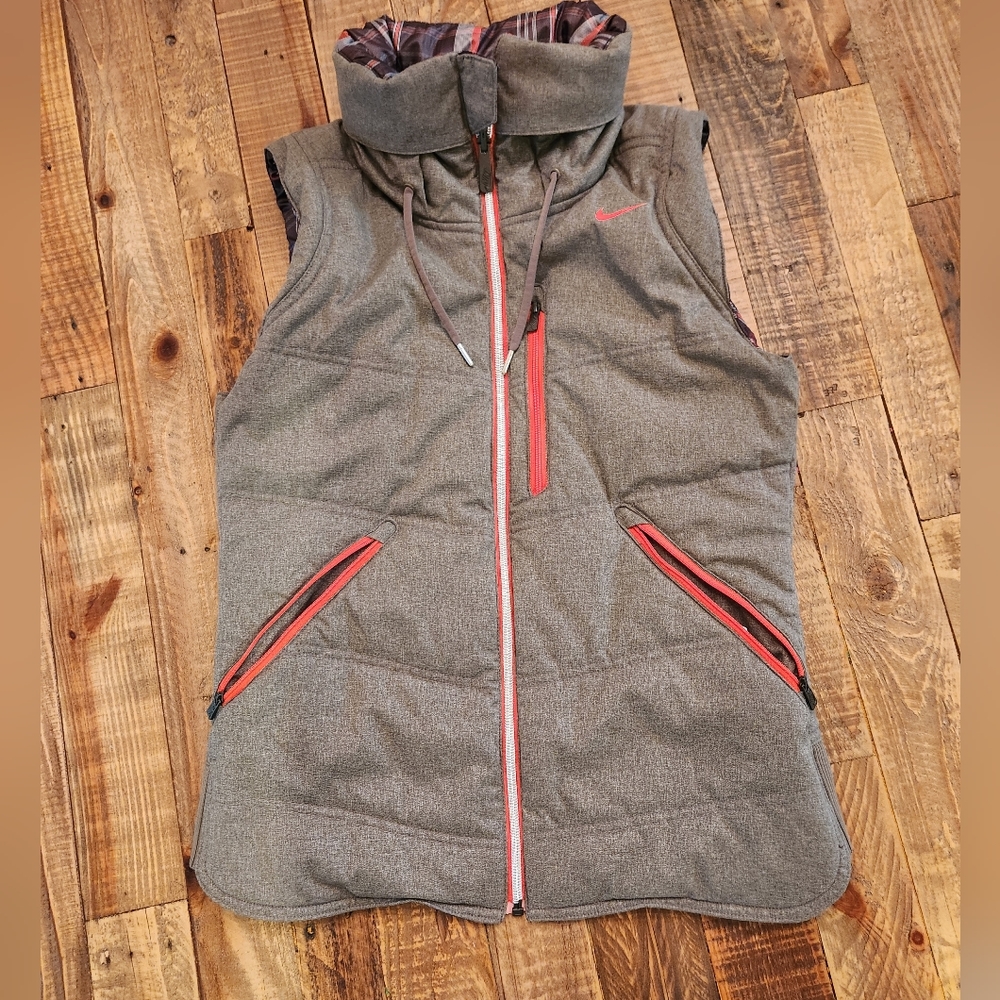 Nike Gray and Neon Sport Reversible Golf  Puffer Vest